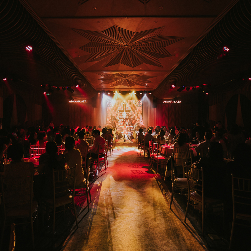 Theater/studio lighting