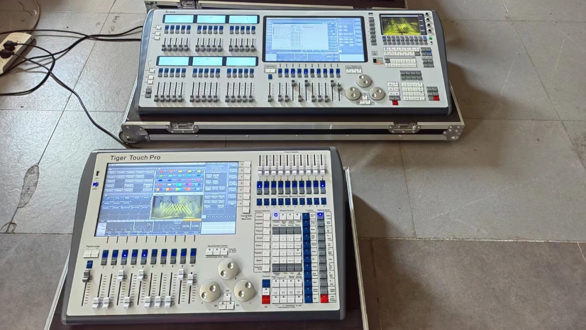 tiger touch pro lighting control console used for concert stage lighting programming and live event control